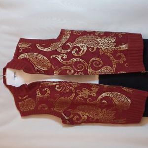 CHRISTOPHER & BANKS Women's Burgundy Vest With Gold Design Size L.